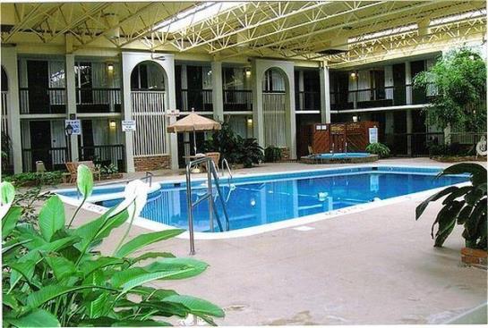 Hotel Super 8 Newport 