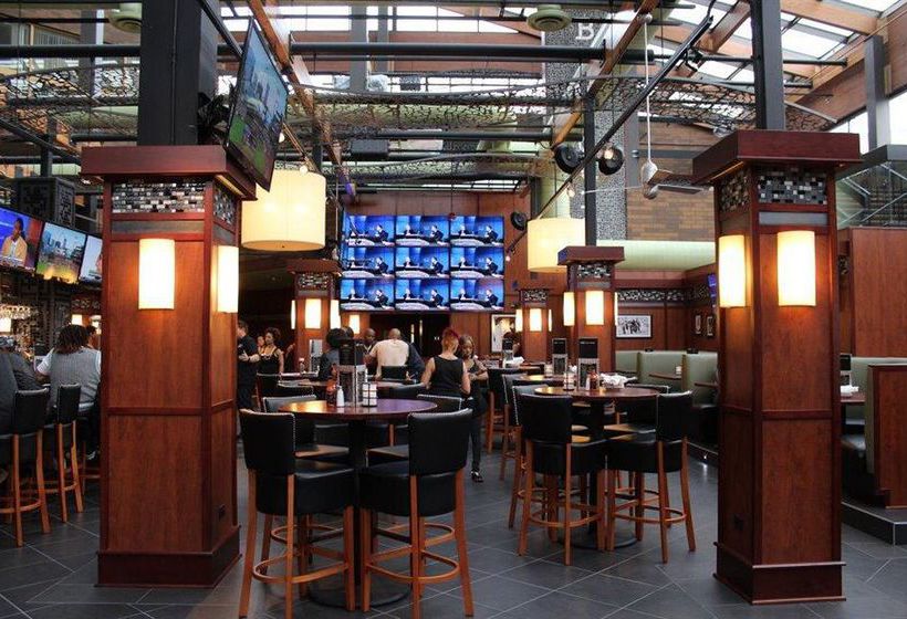 Holiday Inn Matteson Hotel & Conf Ctr