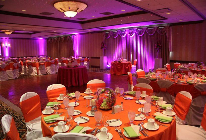 DoubleTree by Hilton Hotel Chicago - Alsip  | Alsip | Illinois | United States 15