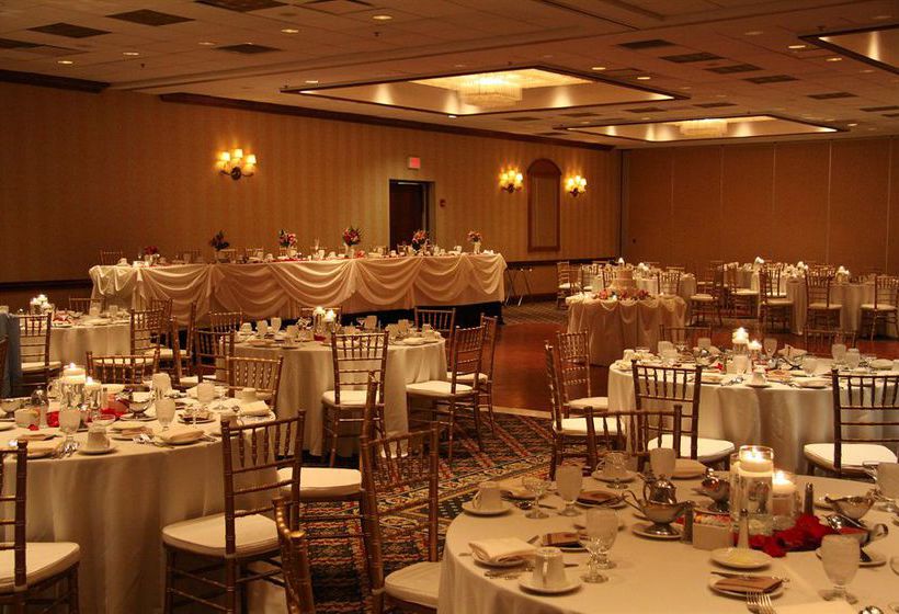 DoubleTree by Hilton Hotel Chicago - Alsip  | Alsip | Illinois | United States 16