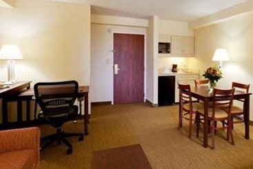 Hotel Hawthorn Suites By Wyndham Midwest City Tinker Air Base   | Midwest City | Oklahoma | Estados Unidos 4