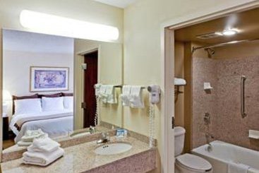 Hotel Hawthorn Suites By Wyndham Midwest City Tinker Air Base   | Midwest City | Oklahoma | Estados Unidos 7