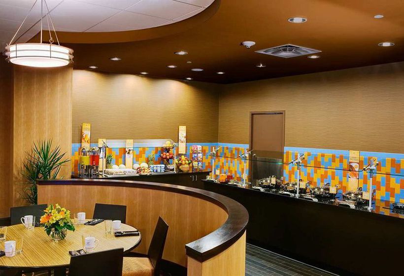 DoubleTree by Hilton Hotel Cleveland Downtown Lakeside  | Cleveland | Ohio | United States 4