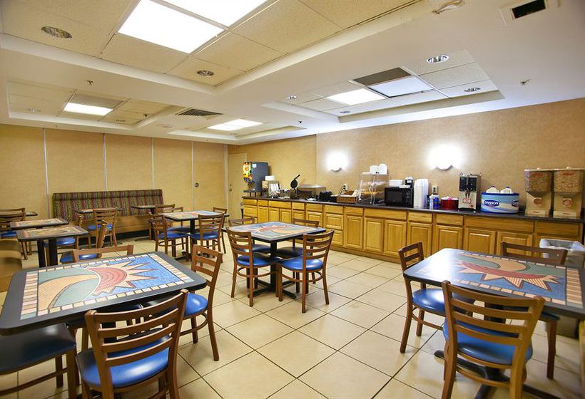 Hotel Red Roof Inn Knoxville Central - Papermill Road  | Knoxville | Tennessee | United States 2