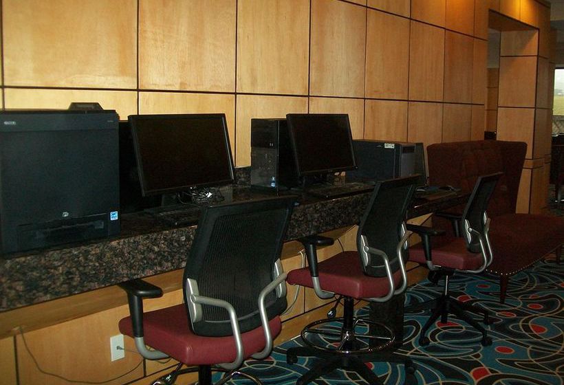 Hotel Holiday Inn Express Aberdeen Chesapeake House  | Aberdeen | Maryland | United States 2