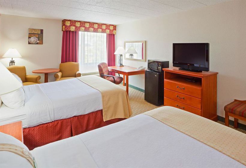 Hotel Holiday Inn Express Aberdeen Chesapeake House  | Aberdeen | Maryland | United States 20
