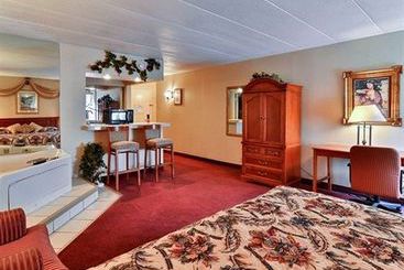 Metroplex Hotel & Conference Center  | Girard | Ohio | United States 3