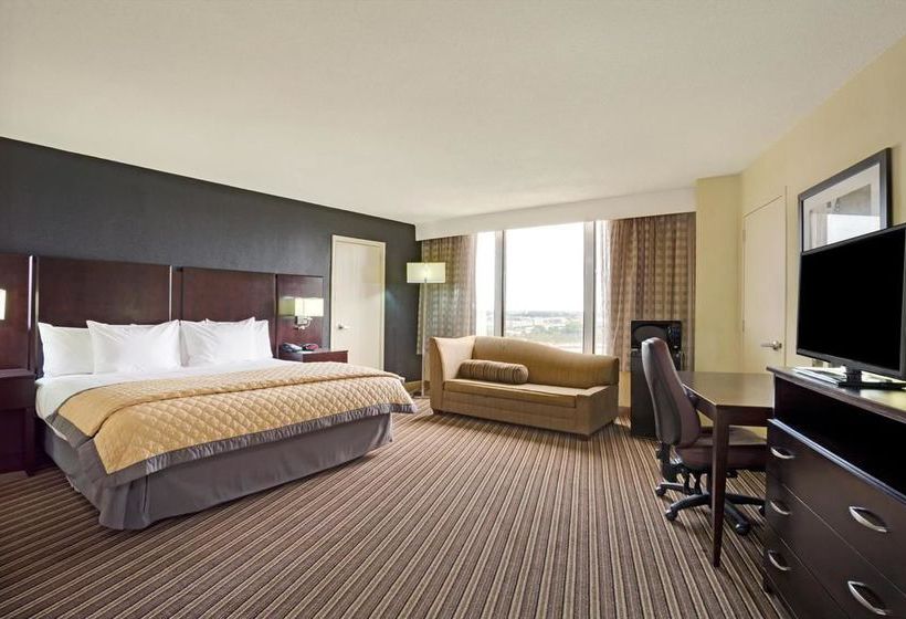 Hotel Crowne Plaza Norfolk Downtown  | Norfolk | Virginia | United States 11