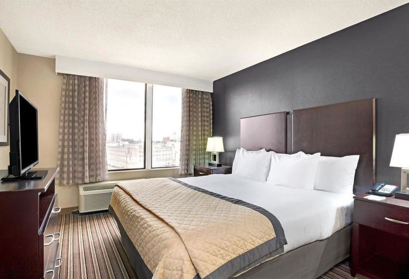 Hotel Crowne Plaza Norfolk Downtown  | Norfolk | Virginia | United States 12