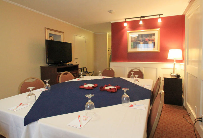 Hotel Fireside Inn & Suites Portland  | Portland | Maine | United States 18