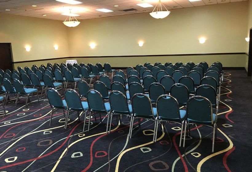 Ramada Charlotte Airport Hotel & Conference Center  | Charlotte | North Carolina | United States 5