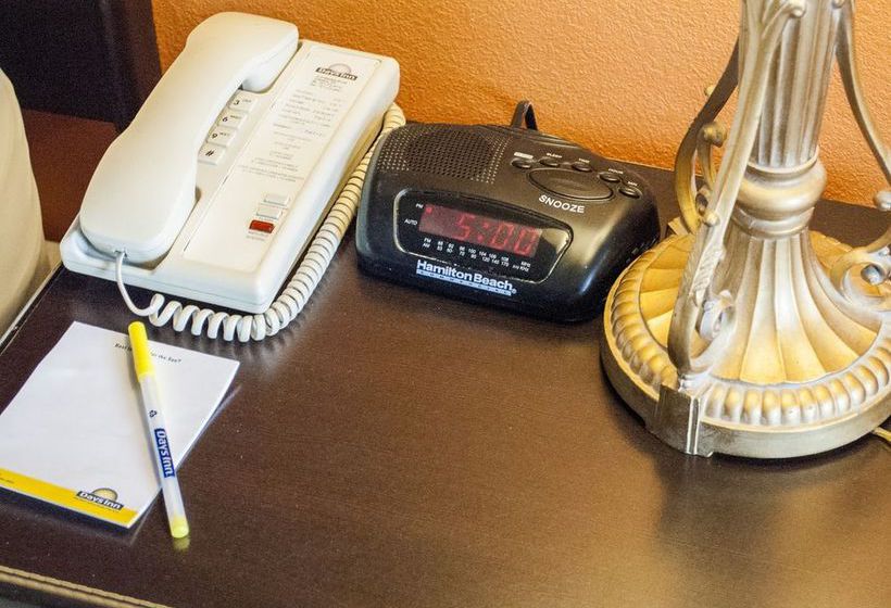 Hotel Days Inn & Suites Lancaster  | Lancaster | Pennsylvania | United States 10