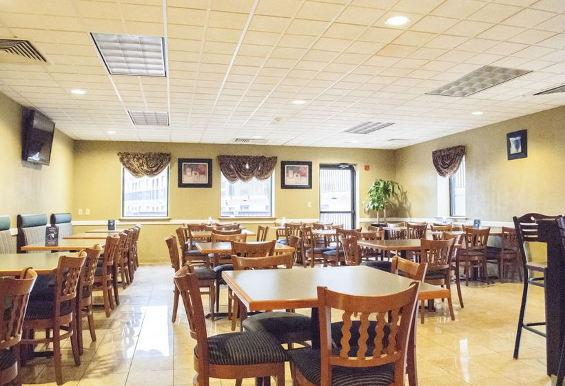 Hotel Days Inn & Suites Lancaster  | Lancaster | Pennsylvania | United States 3