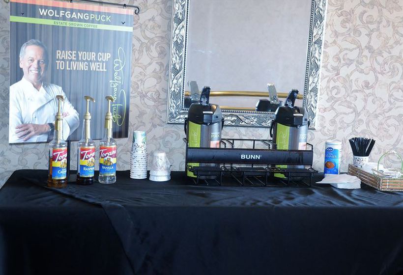 Hotel Guesthouse Inn & Suites  | Lincoln | Nebraska | United States 4