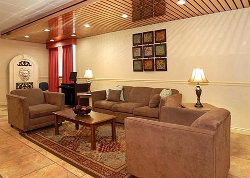 Hotel Quality Inn & Suites Louisville Louisville Kentucky