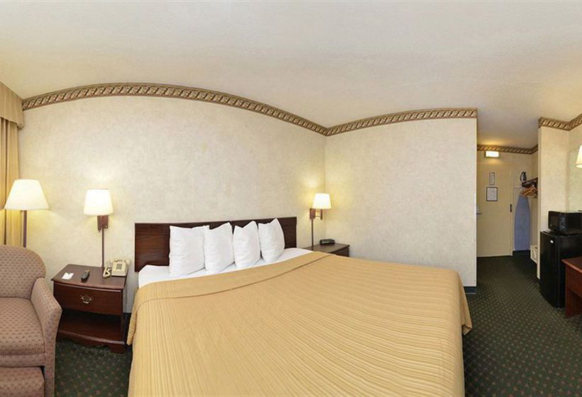 Hotel Quality Inn & Conference Center  | Akron | Ohio | United States 10