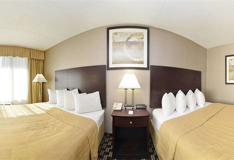Hotel Quality Inn & Conference Center  | Akron | Ohio | United States 8