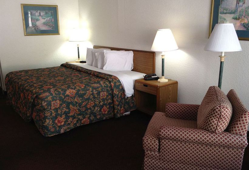 Magnuson Grand Hotel & Conference Center Tyler  | Tyler | Texas | United States 1