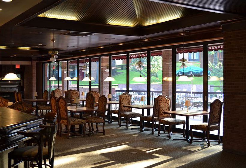 Magnuson Grand Hotel & Conference Center Tyler  | Tyler | Texas | United States 11