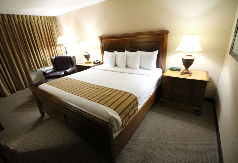 Magnuson Grand Hotel & Conference Center Tyler  | Tyler | Texas | United States 14