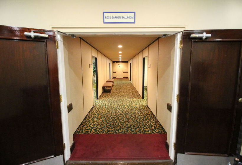 Magnuson Grand Hotel & Conference Center Tyler  | Tyler | Texas | United States 20