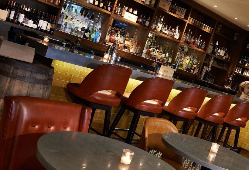 The Baronette Renaissance Detroit-Novi Hotel  | Novi | Michigan | United States 6