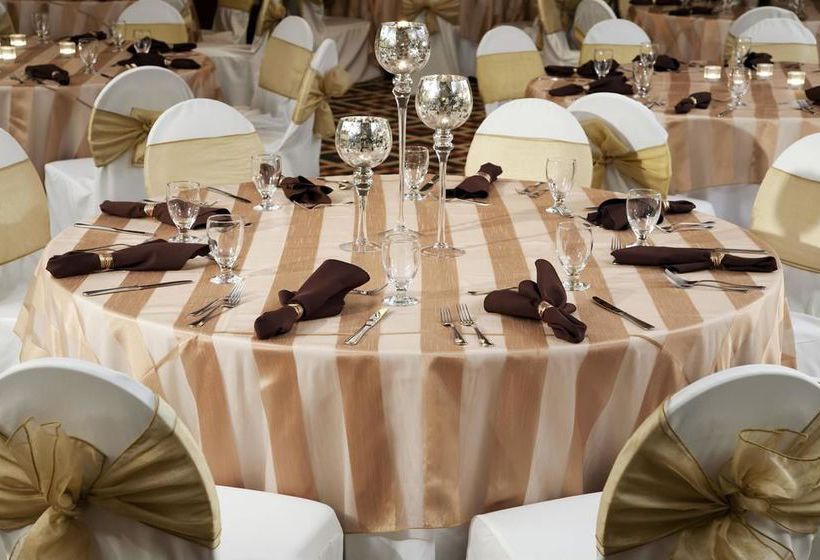 Sheraton Tucson Hotel & Suites 