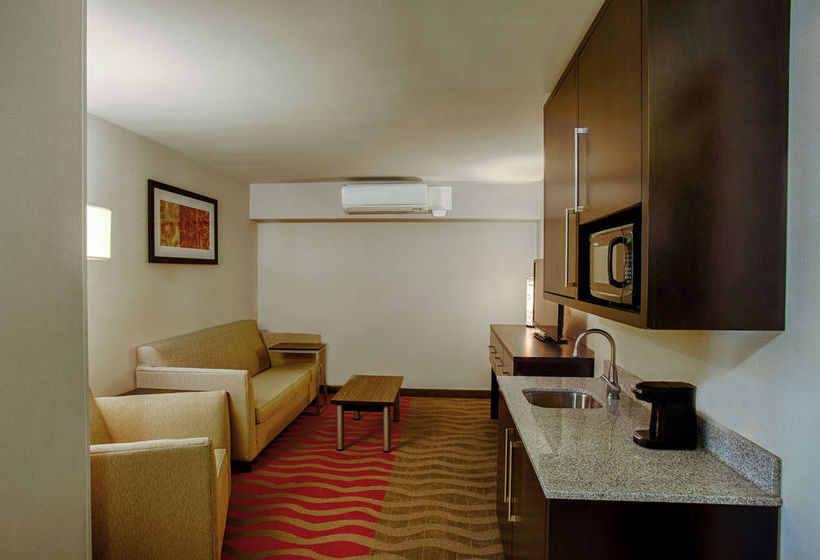 Hotel Holiday Inn Express & Suites Baltimore West Catonsville  | Baltimore | Maryland | United States 16