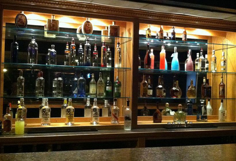 Hotel Rodeway Inn At Fort Lee