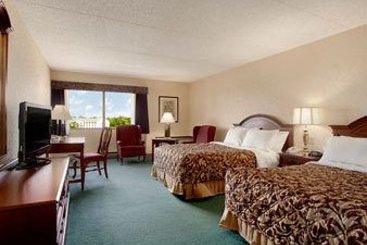 Hotel Ramada Plaza Hagerstown  | Hagerstown | Maryland | United States 4