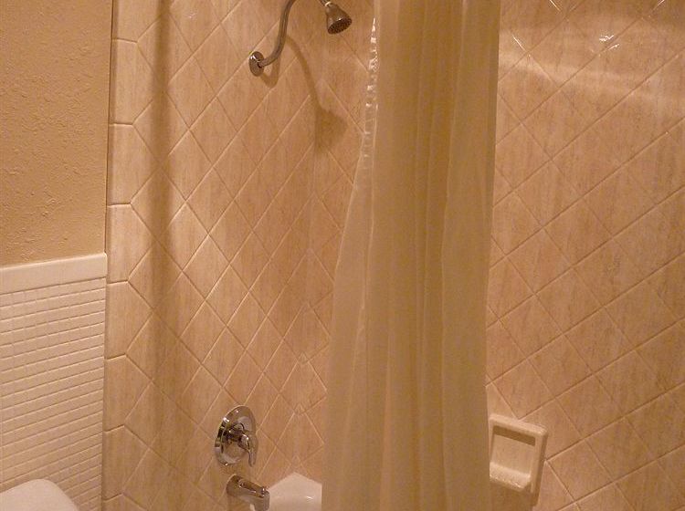 Hotel Jorgensons Inn Helena  | Helena | Montana | United States 11