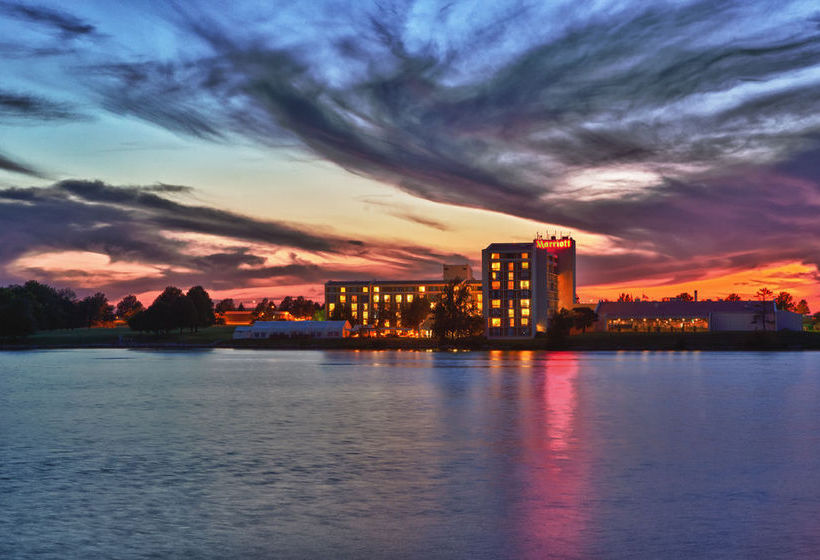 Hotel Kansas City Airport Marriott  | Kansas City | Missouri | United States 15