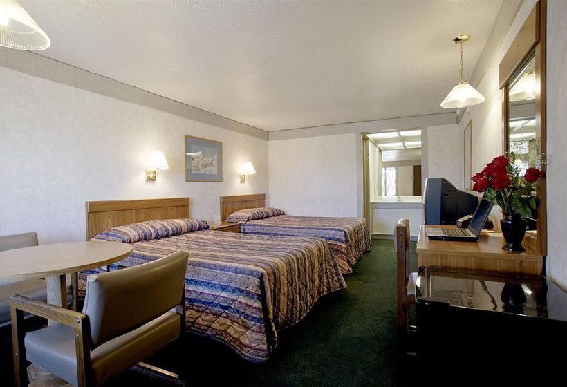 Hotel Americas Best Value Inn-St. Clairsville Wheeling  | St. Clairsville | Ohio | United States 5
