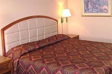 Hotel Legacy Inn & Suites Wadsworth 