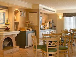 Hotel Baymont Inn & Suites Longview  | Longview | Texas | United States 2