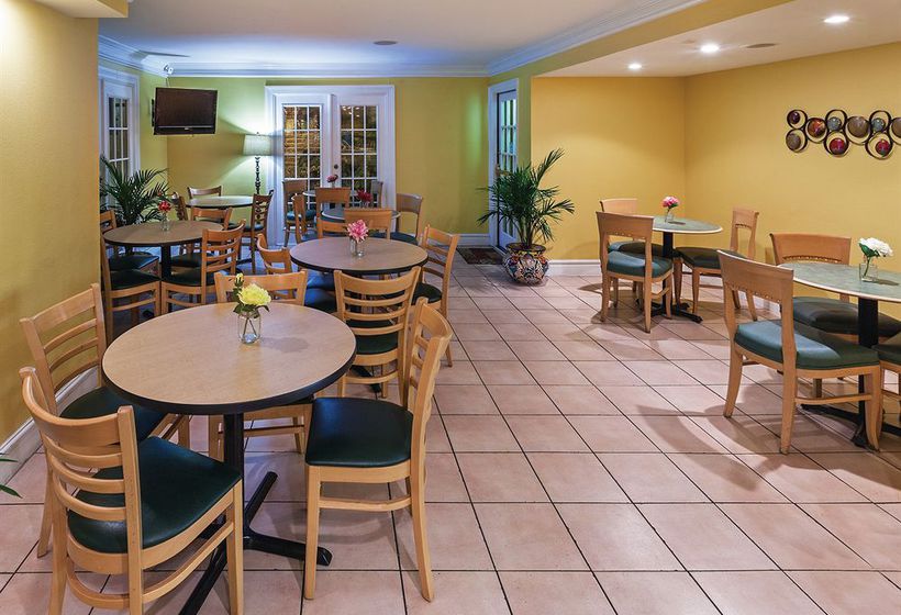 Hotel La Quinta Inn McAllen  | Mcallen | Texas | United States 17