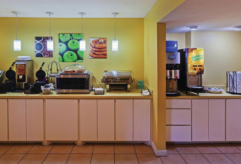 Hotel La Quinta Inn McAllen  | Mcallen | Texas | United States 20