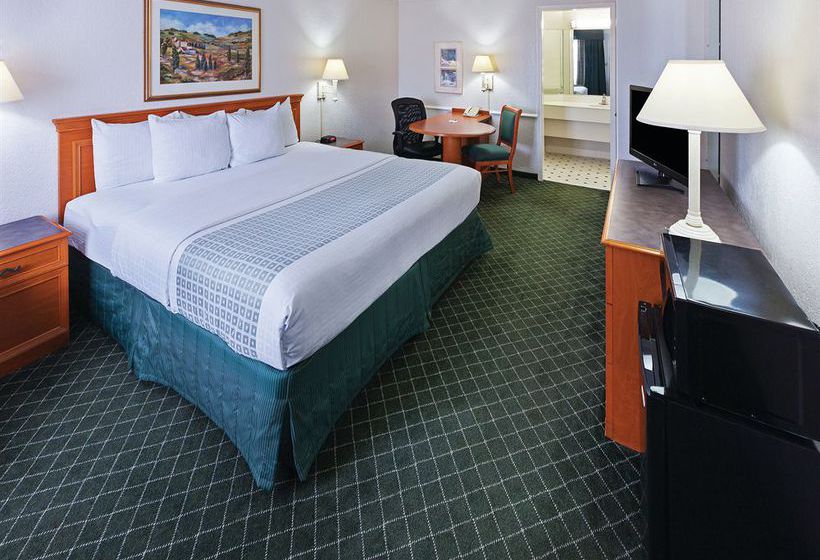 Hotel La Quinta Inn McAllen  | Mcallen | Texas | United States 4