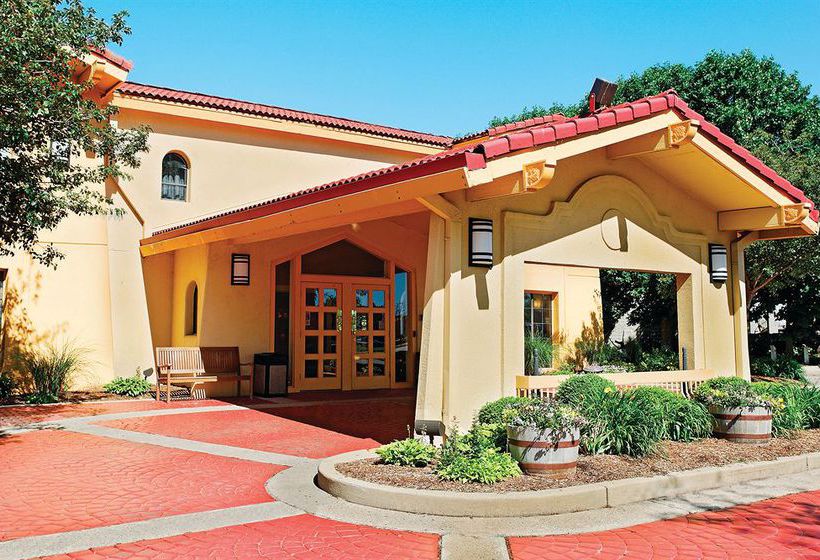 Hotel La Quinta Inn Champaign Champaign Illinois