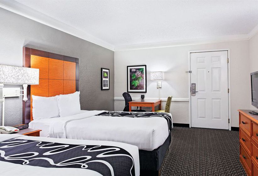 Hotel La Quinta Inn Champaign  | Champaign | Illinois | United States 11