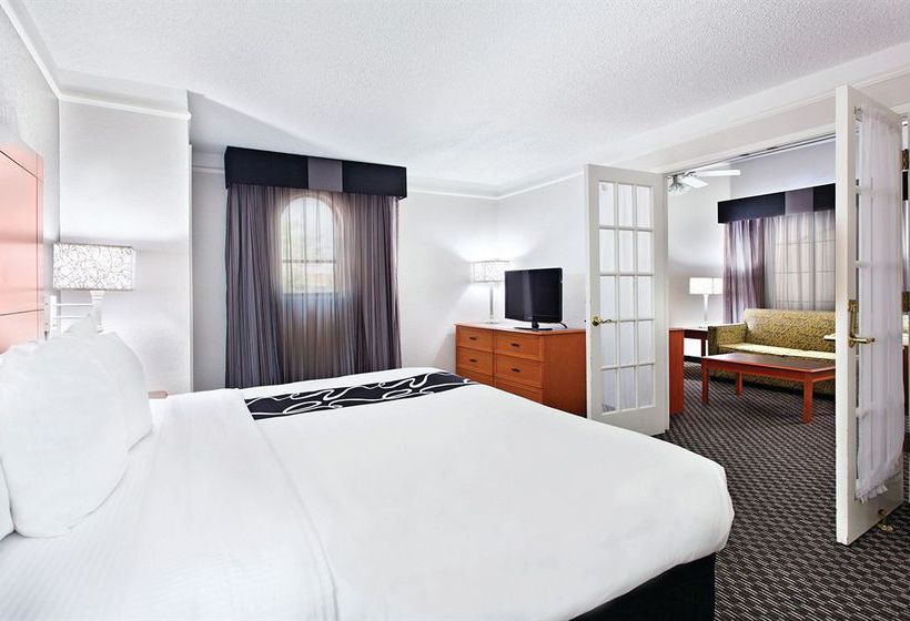 Hotel La Quinta Inn Champaign  | Champaign | Illinois | United States 14