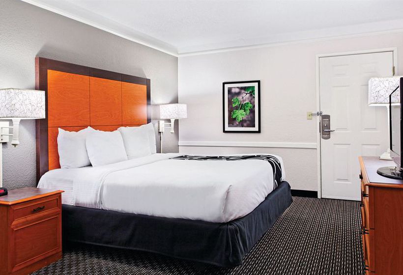 Hotel La Quinta Inn Champaign  | Champaign | Illinois | United States 7