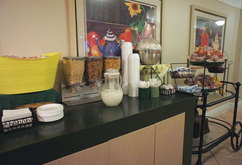 Hotel La Quinta Inn Farmington  | Farmington | New Mexico | United States 13