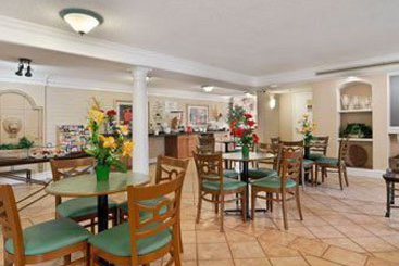 Hotel Super 8 Austell Six Flags  | Austell | Georgia | United States 7