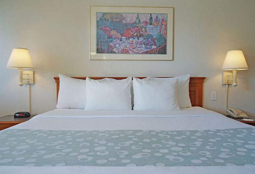 Hotel La Quinta Inn Albuquerque Northeast  | Albuquerque | New Mexico | United States 3