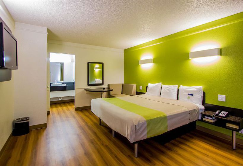 Motel 6 Austin Midtown 