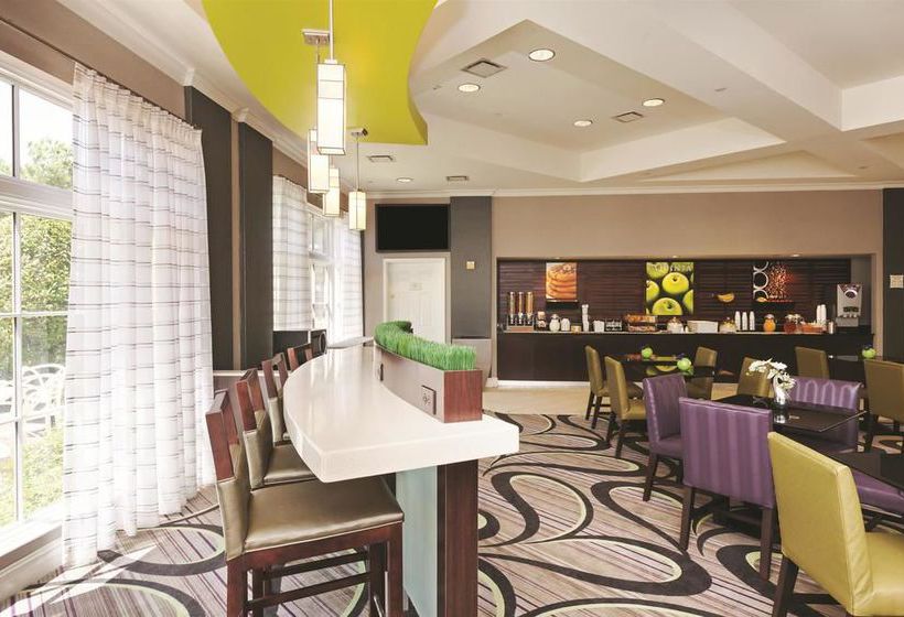 Hotel La Quinta Inn & Suites Dallas North Central  | Dallas | Texas | United States 18