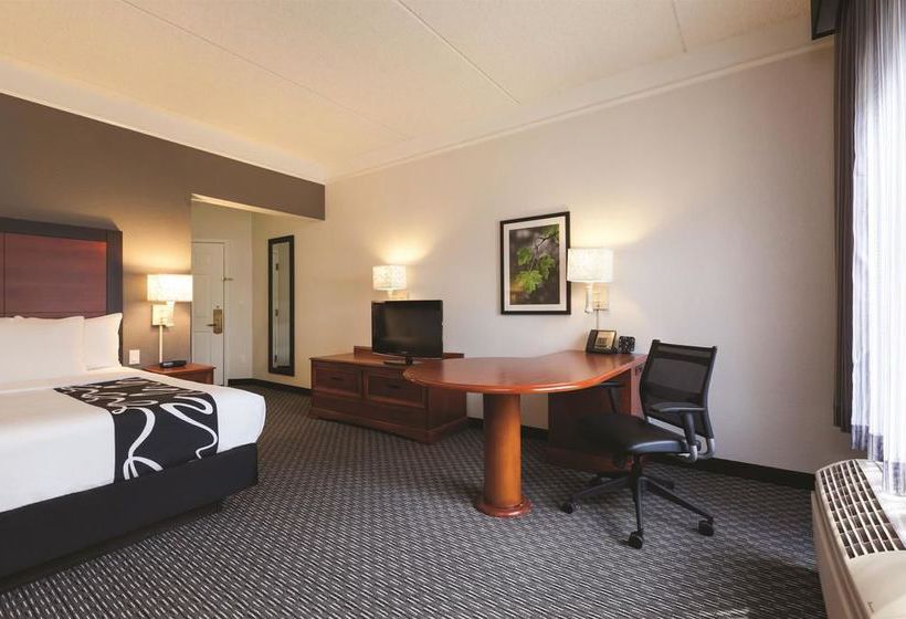 Hotel La Quinta Inn & Suites Dallas North Central  | Dallas | Texas | United States 3