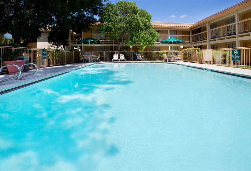Hotel La Quinta Inn Austin Oltorf  | Austin | Texas | United States 3