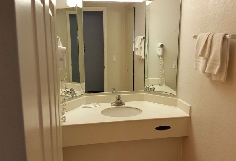 Hotel Baymont Inn & Suites Grand Prairie  | Grand Prairie | Texas | Estados Unidos